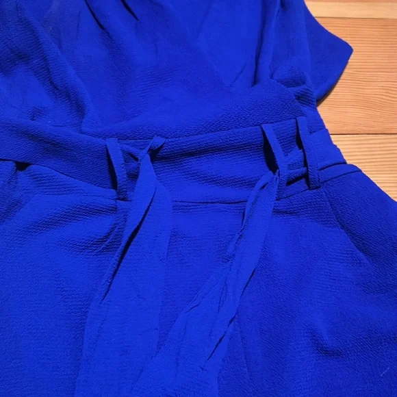 Women’s Sleeveless Romper - Picture 4 of 14